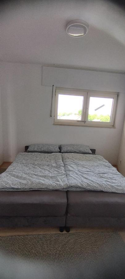 Schoene Sonnige Wohnung Jüchen Eksteriør bilde